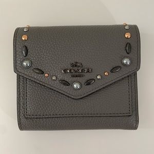 Coach Wallet  Gray Pebbled Leather with Beading